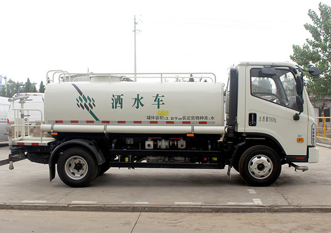 春尚牌4.1方洒水车